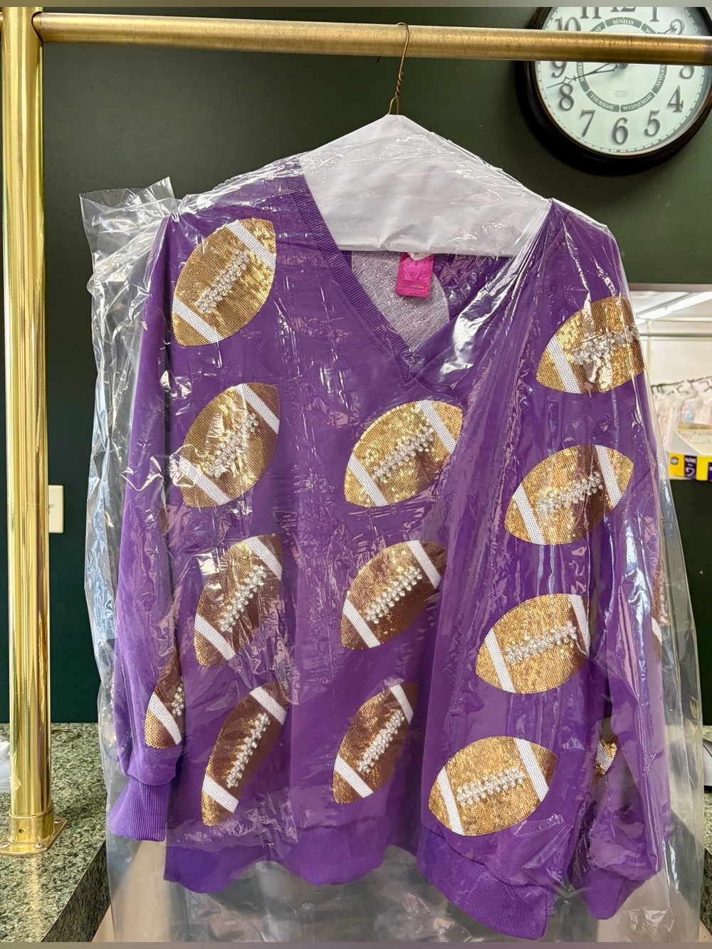 EUC!! QUEEN OF SPARKLES Sweatshirt with Gold Sequin & Crystal Footballs 🏈